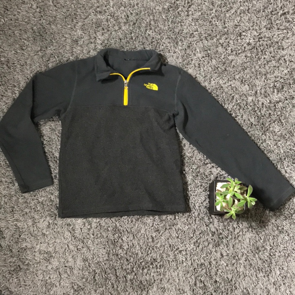 North Face gray kids sweater.